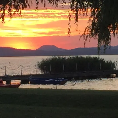 Guest house Anna Apartman Balatonlelle